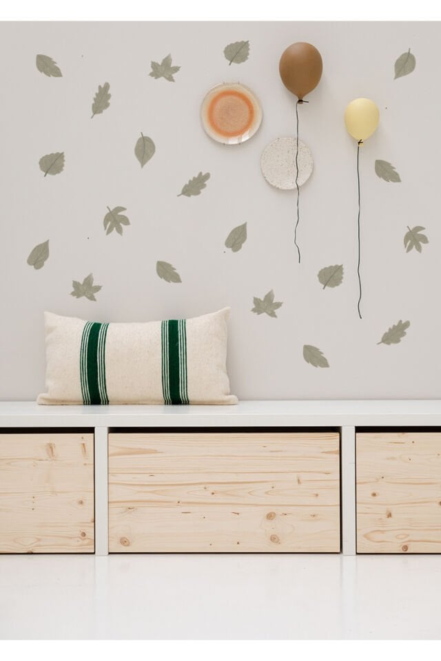 Sonbahar Yaprakları Çocuk Odası Duvar Stickerı - 50 x 100