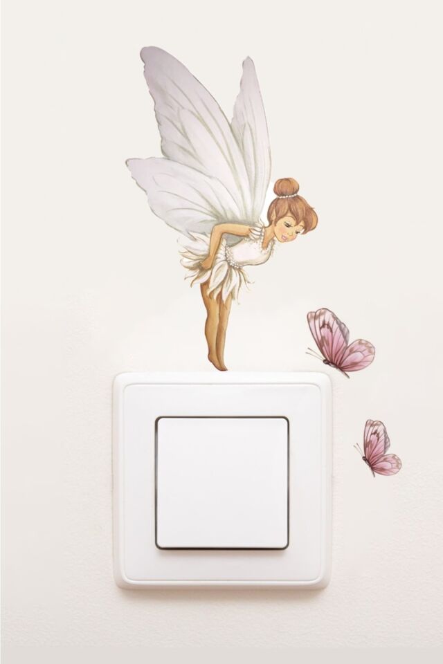 Priz- Beyaz Kanatlı Peri Çocuk Odası Stickerı - 15 x 15